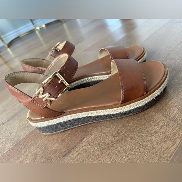 Michael Kors summer sandals - Picture 2 of 5